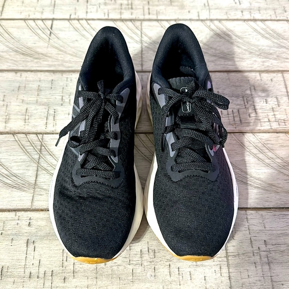 ♥️ New Balance Fresh Foam Tennis Shoe - Picture 4 of 9